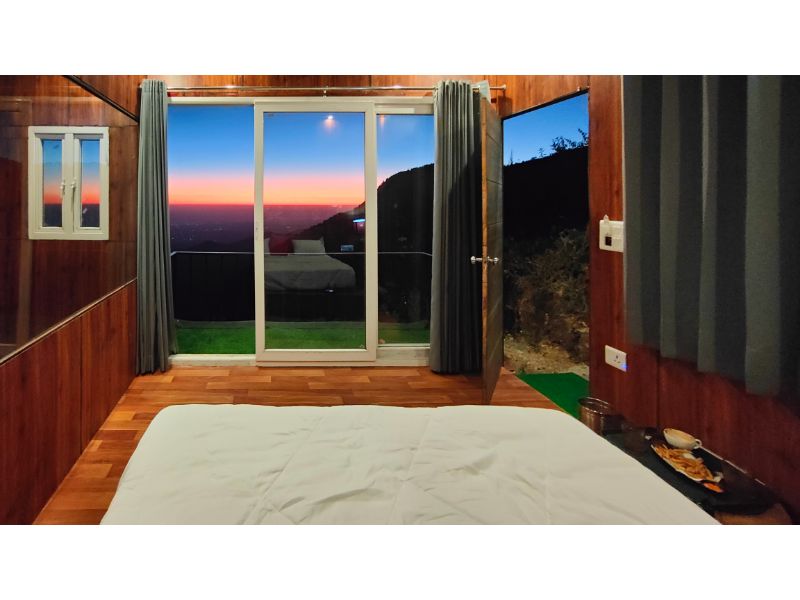 Room 05